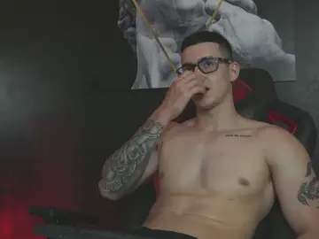 Cam4 Free Porn Cam of JacksonOlsenn