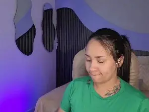 Cam4 Live Sex Cam of Nicolle_Mariee