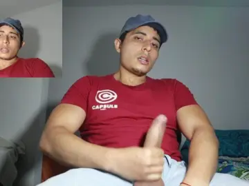 Cam4 Free Live Porn of Alex_del_Toro