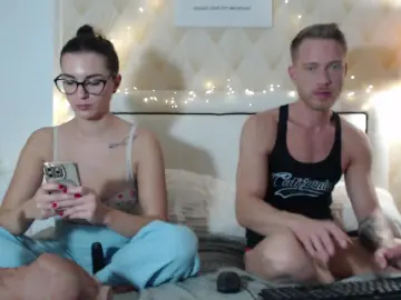 Cam4 Free Live Porn of JessSteve