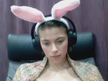 Cam4 Live Sex Cam of TonyaNatiello
