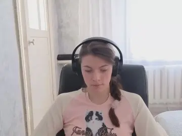 Cam4 Live Sex Cam of TonyaNatiello