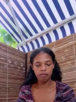 Cam4 Adult Webcams of SissiFrenchy