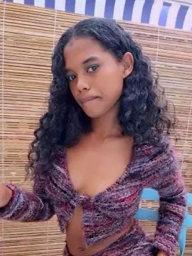 Cam4 Watch Live Sex Cams of SissiFrenchy