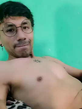 Cam4 Live Porn of Charless19