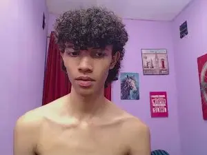 Cam4 Free Porn Cam of bigcock_twinks