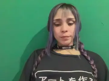 Cam4 Watch Live Sex Cams of loleta_petite
