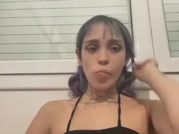 Cam4 Private Sex Chat of loleta_petite