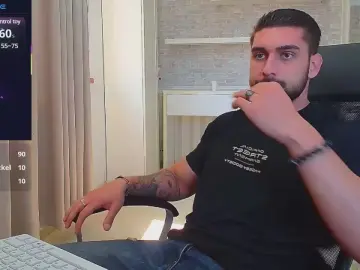 Cam4 Free Porn Cam of MatiasDean