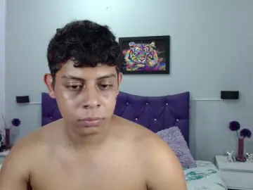Cam4 Live Sex Cam of wiilliam_20