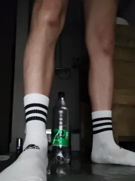 Cam4 Sex Chat of kinkyboi25