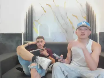 Cam4 Private Sex Chat of zackwhite_