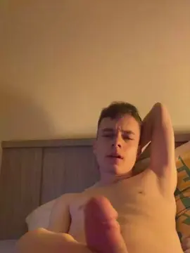 Cam4 Free Live Porn of BWC_BoyNextDoor