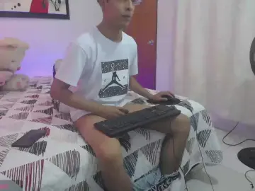 Cam4 Sex Chat of hardsexlove08