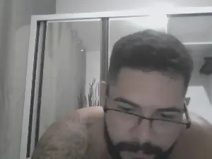 Cam4 Free Live Porn of aquills