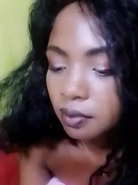 Cam4 Free Live Porn of elia220