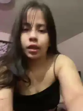 Cam4 Nude Webcam of Bbybrixoxo23