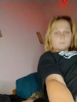 Cam4 Free Live Porn of Queen0604