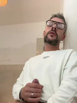 Cam4 Live Sex Cam of badboy1848