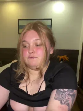 Cam4 Adult Video Chat of ChubbyLizzy3