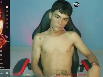 Cam4 Live Porn of Thommy_cute