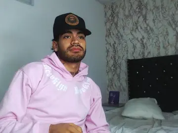 Cam4 Adult Webcams of Alejo_Big1