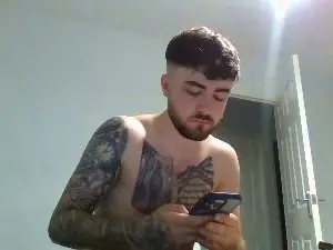 Cam4 Free Porn Cam of callum81