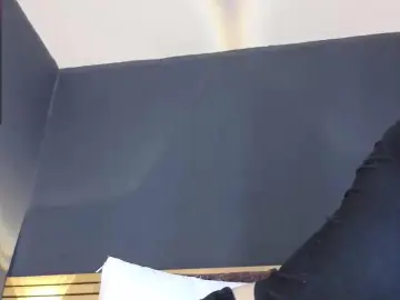 Cam4 Free Live Porn of Agatha_Monfortt