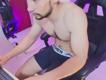 Cam4 Nude Webcam of TyagoRoberts