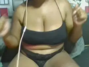 Cam4 Free Live Porn of blackhoney_fun