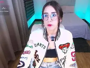 Cam4 Nude Webcam of kitty_ashley