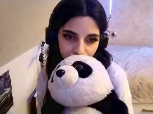 Cam4 Live Sex of AwrinaSnow