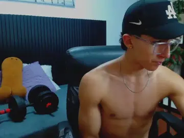 Cam4 Sex Cam of jeremy_job