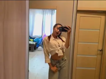 Cam4 Live Sex Cam of RosinaBuonanno
