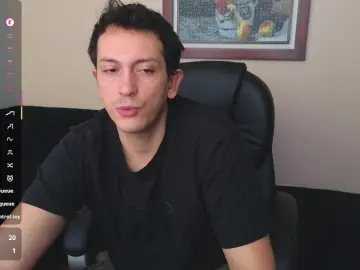 Cam4 Live Sex Cam of Serguioguecha33