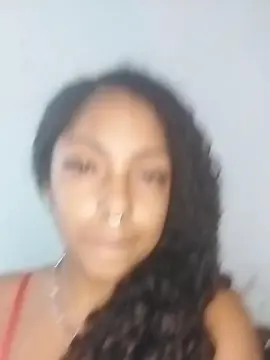 Cam4 Watch Live Sex Cams of julialoyola_