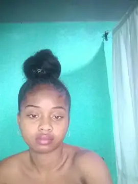 Cam4 Live Sex of charlne_fun