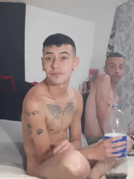 Cam4 Live Sex Cam of will_and_alex_