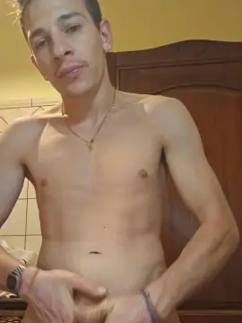 Cam4 Live Porn of CezarCc