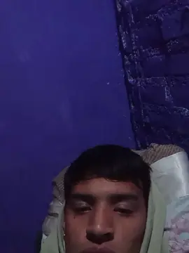 Cam4 Free Live Porn of luciano872
