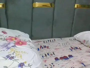 Cam4 Watch Live Sex Cams of Demure_cutey