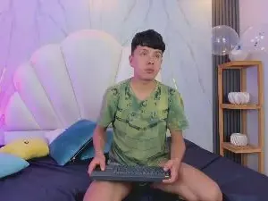 Cam4 Nude Webcam of hoot_booys_