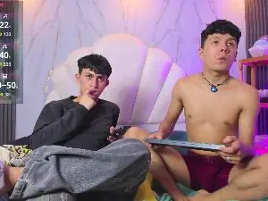 Cam4 Adult Webcam of hoot_booys_