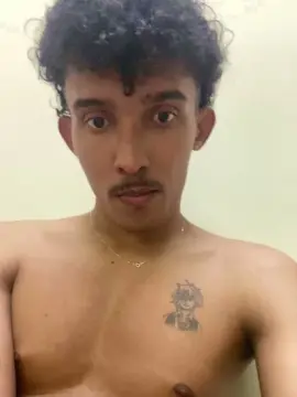 Cam4 Adult Video Chat of MavyFelipe