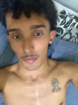Cam4 Sex Cam of MavyFelipe