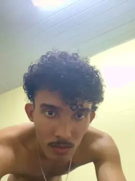 Cam4 Watch Live Sex Cams of MavyFelipe