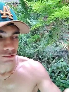 Cam4 Private Sex Chat of Sexylatinogay