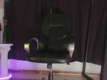 Cam4 Live Porn of Colstorw_