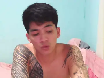 Cam4 Free Live Porn of Angelo_gelo