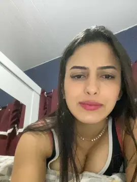 Cam4 Free Live Porn of Lauramollina